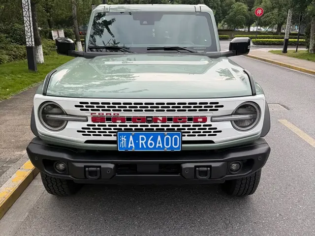 Ford Bronco 2025 2.3T Retro Special Edition