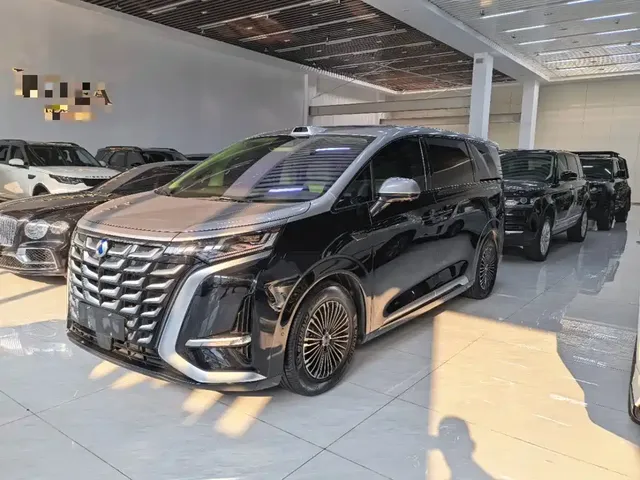 Denza D9 2025 DM-i Smart Drive Edition 1020 AWD Luxury