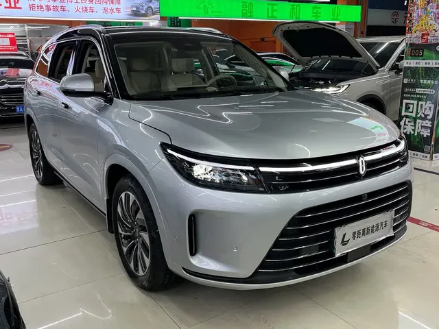 AITO Wenjie AITO M7 2024 1.5T RWD Plus 5-Seater