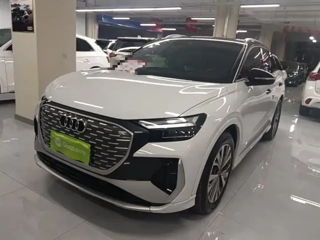Audi Q4 e-tron 2024 40 e-tron Pioneer Edition