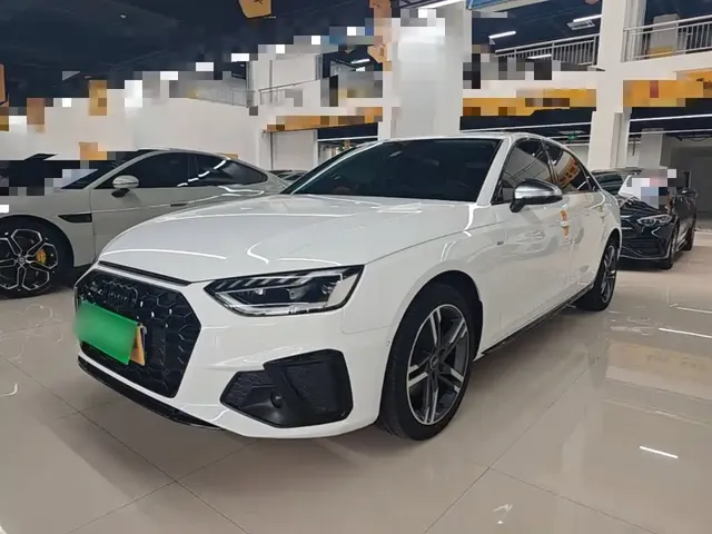 Audi A4L 2022 40 TFSI Luxury Dynamic