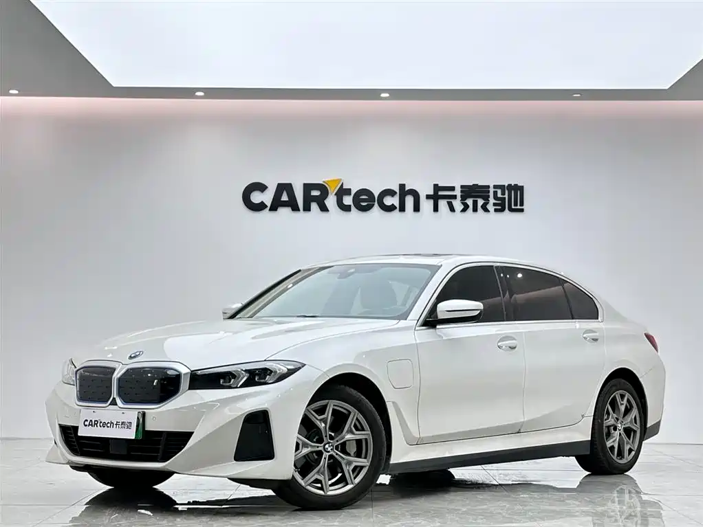 BMW i3 2025 eDrive 35 L