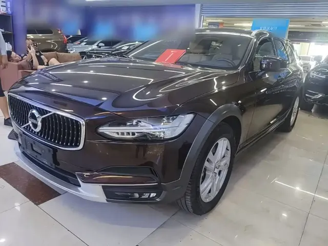 Volvo V90 2017 Cross Country T5 AWD Smart Edition