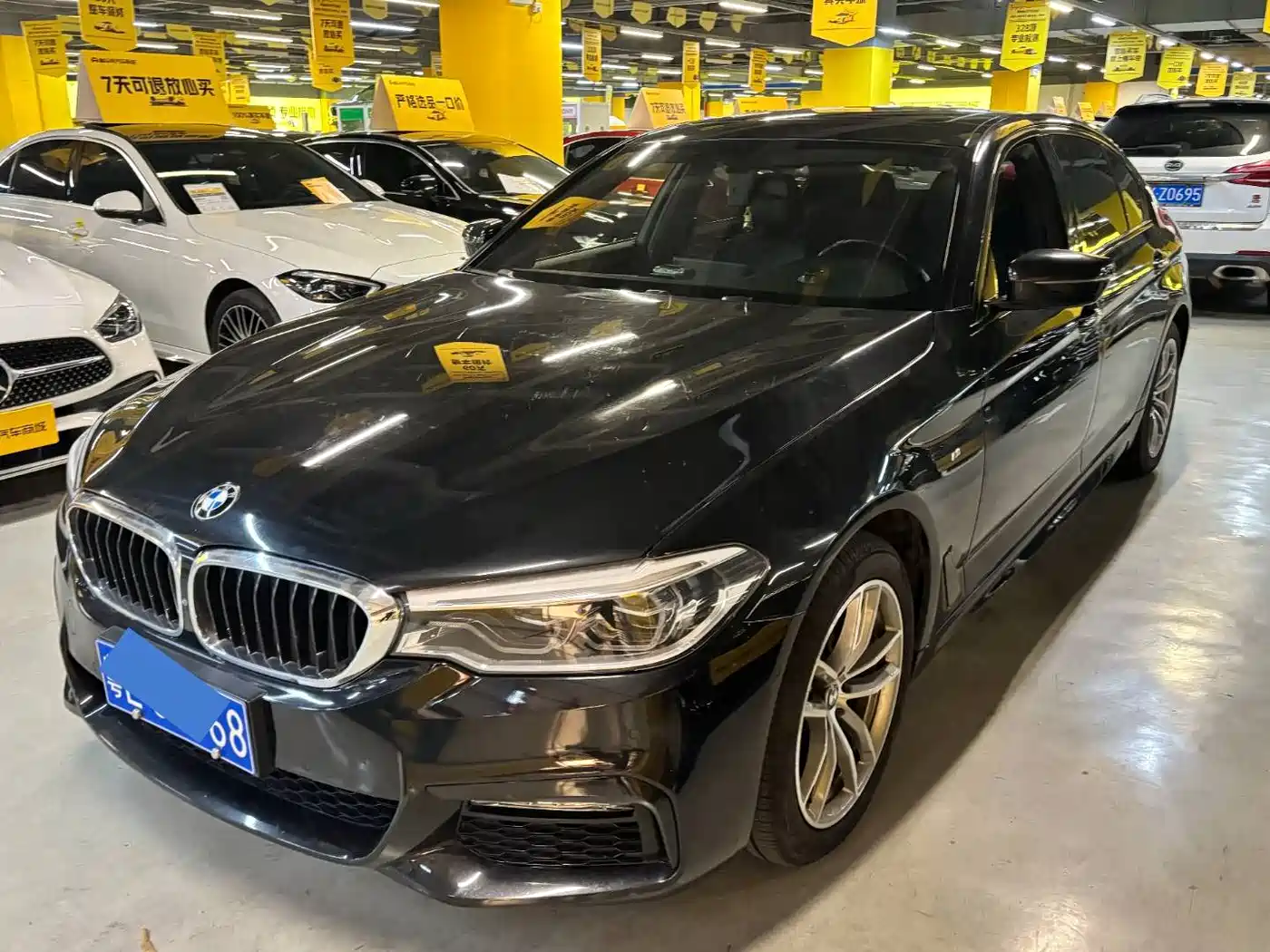 BMW 5 Series 2018 525Li M Sport Package