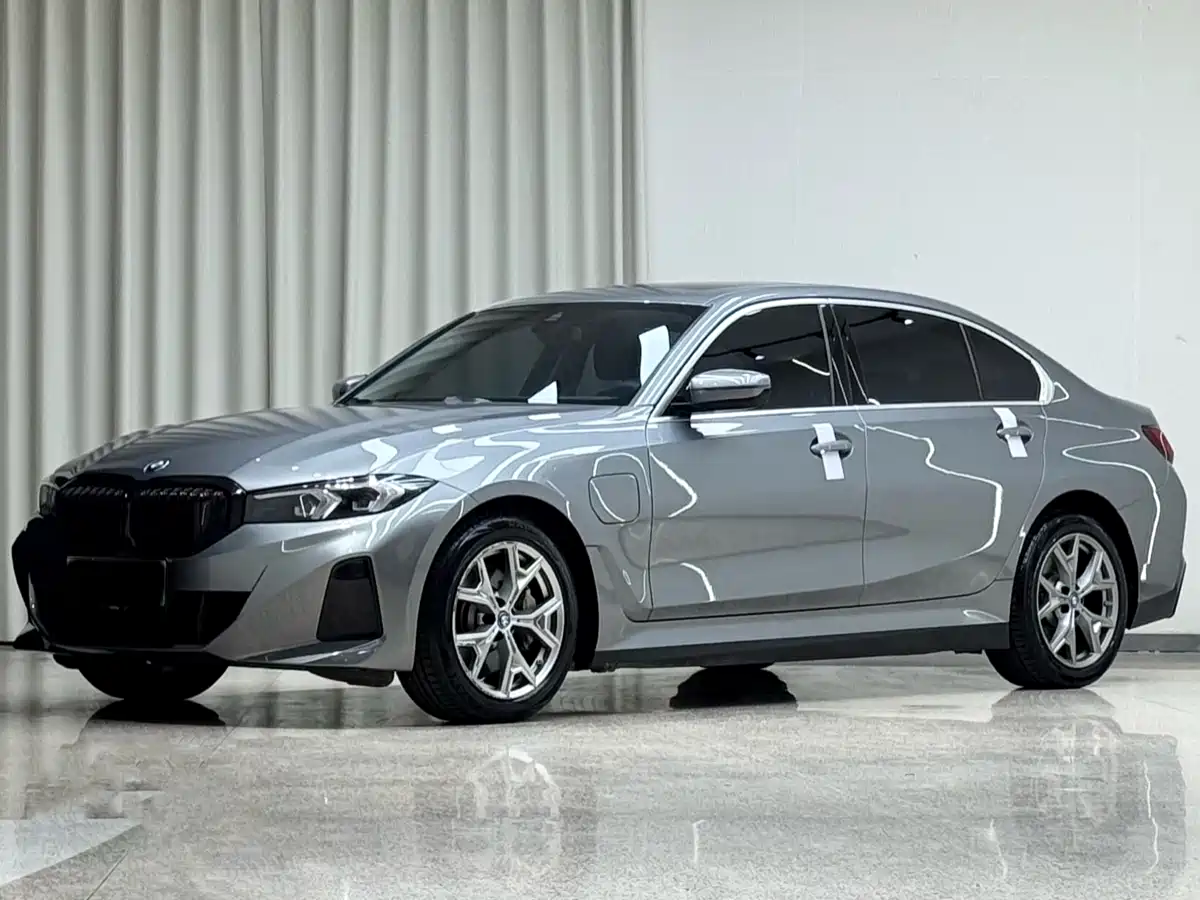 BMW i3 2022 eDrive 35 L