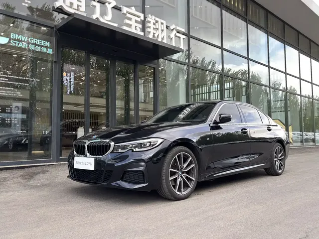 BMW 3 Series 2022 325Li M Sport Package