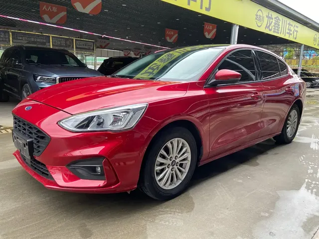 Ford Focus 2019 Sedan EcoBoost 180 Automatic Fengchao