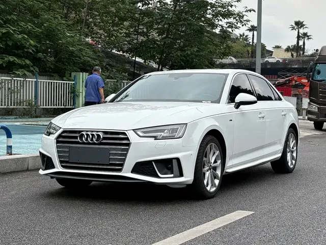 Audi A4L 2019 40 TFSI Fashion (China VI)