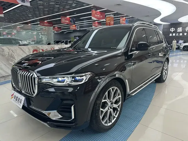 BMW X7 2022 xDrive40i Premium Luxury Package