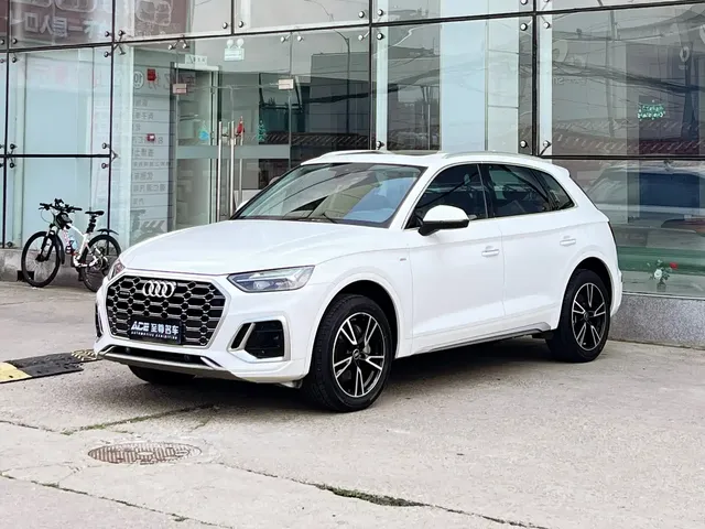 Audi Q5L 2024 Model 40 TFSI Fashion Dynamic