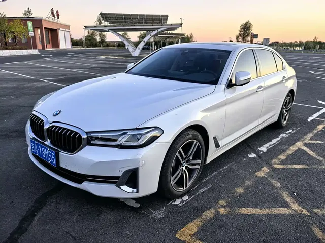 BMW 5 Series 2022 Facelift 530Li xDrive Luxury Package