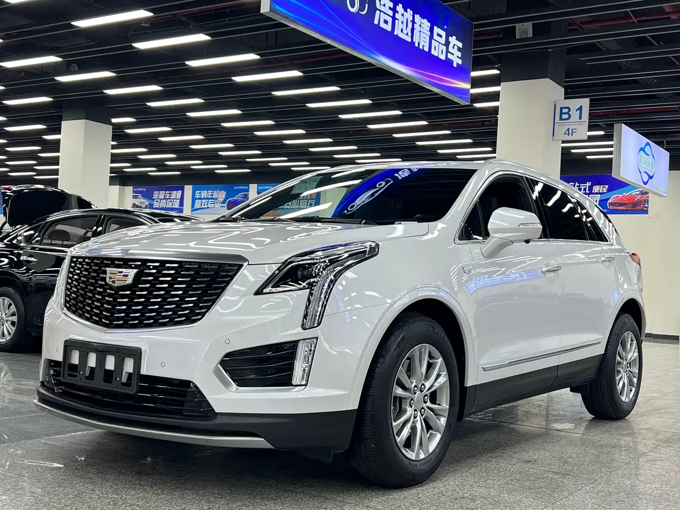 Cadillac XT5 2022 2.0T 2WD Luxury