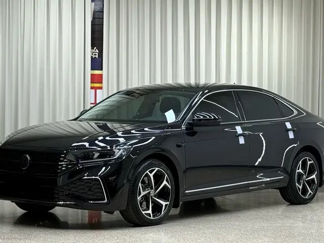 Volkswagen Passat 2024 380TSI Starlight Dragon Soaring Edition