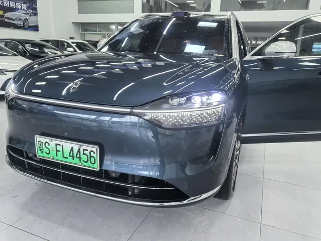 AITO Wenjie AITO M9 2024 Extended Range Ultra 42kWh 6-Seater