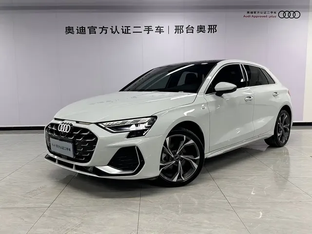 Audi A3 2025 Facelift Sportback 35TFSI Flying Spur Premium
