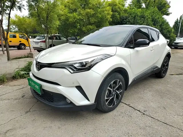 Toyota C-HR 2020 Model 2.0L Luxury