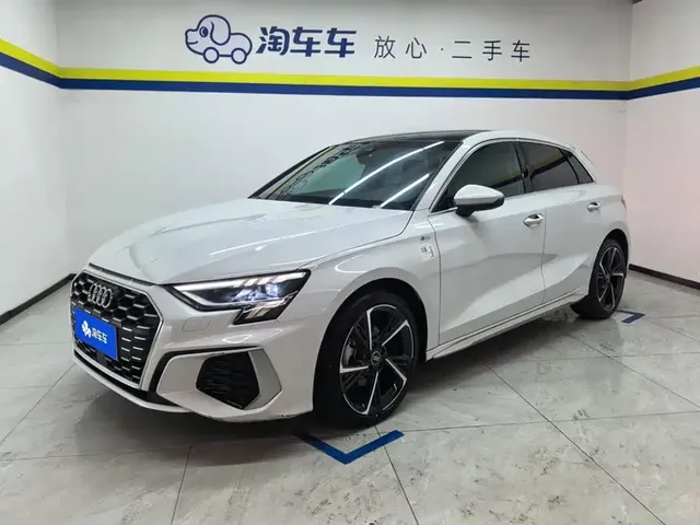 Audi A3 2024 Model Sportback 35 TFSI Fashion Sport