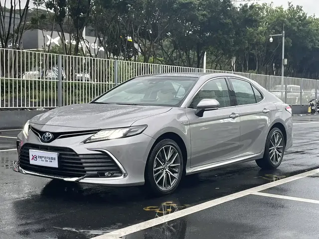 Toyota Camry 2023 Hybrid 2.5HG Luxury Edition