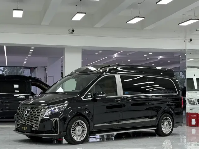 Mercedes-Benz V-Class 2022 V 260 L Long Wheelbase Luxury Edition