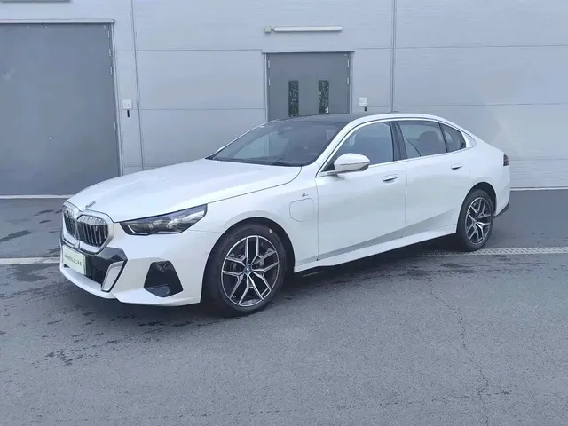 BMW i5 2025 eDrive 35L M Sport Package