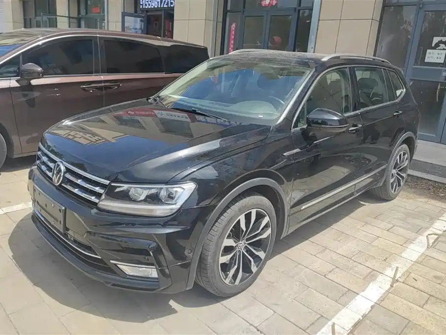 Volkswagen Tiguan L 2021 330TSI Automatic 2WD R-Line Premium