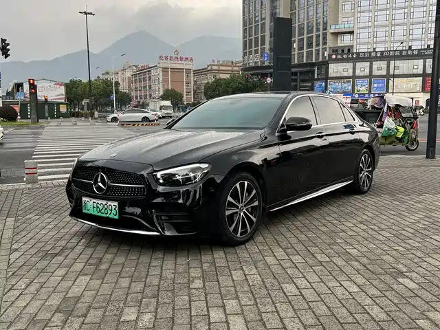 Mercedes-Benz E-Class New Energy 2022 Facelift II E 350 e L Plug-in Hybrid Sports Sedan