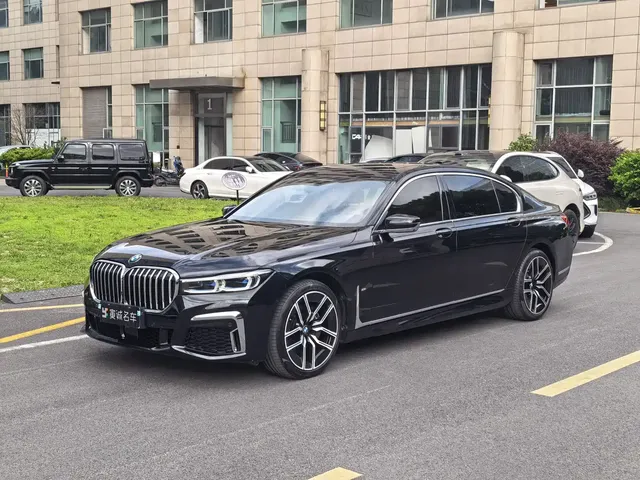 BMW 7 Series 2019 740Li Leading M Sport Package
