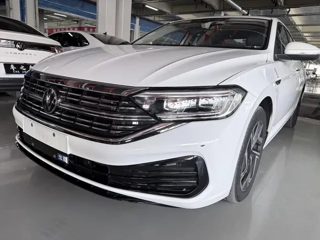 Volkswagen Sagitar 2023 300TSI DSG Excellence Edition