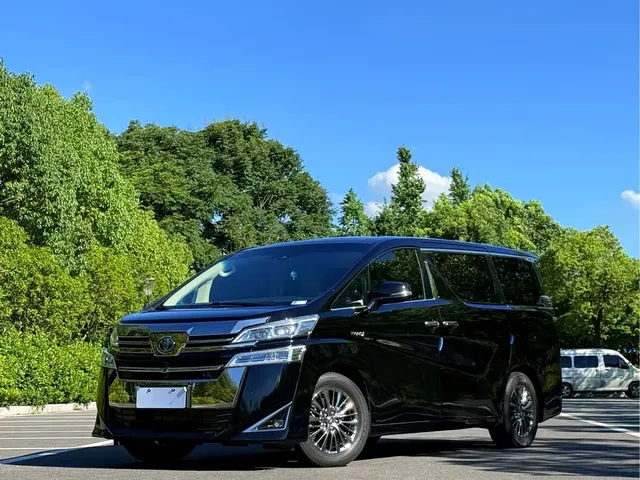 Toyota Vellfire 2020 Twin Engine 2.5L HV Premium Edition