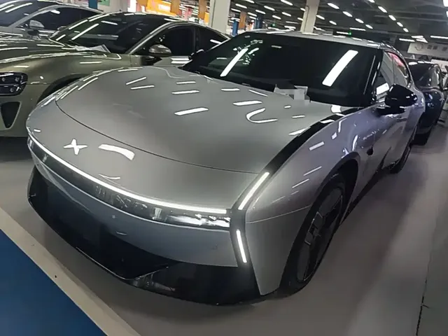 XPeng P7 2025 702km Long Range Edition