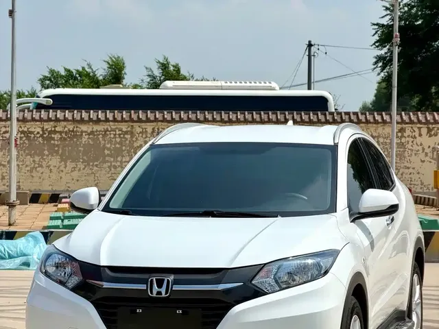 Honda Vezel 2017 1.5L CVT 2WD Comfort