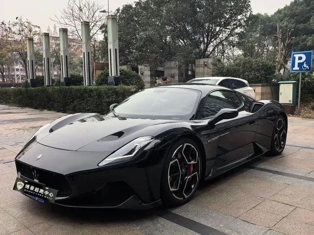 Maserati MC20 2023 3.0T Standard Edition