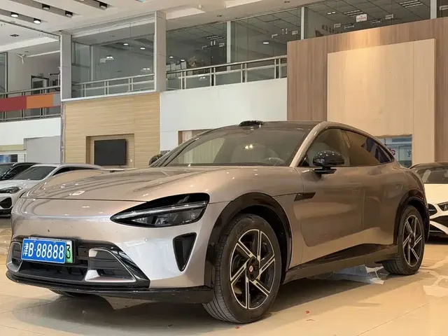 Xiaomi Auto Xiaomi YU7 2025 Extended Range RWD Edition
