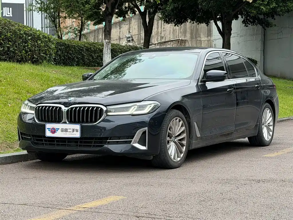 BMW 5 Series 2022 Facelift 525Li Luxury Package