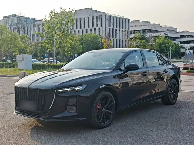 Hongqi H5 2025 2.0T Automatic Mystic Shadow 2 Million Edition