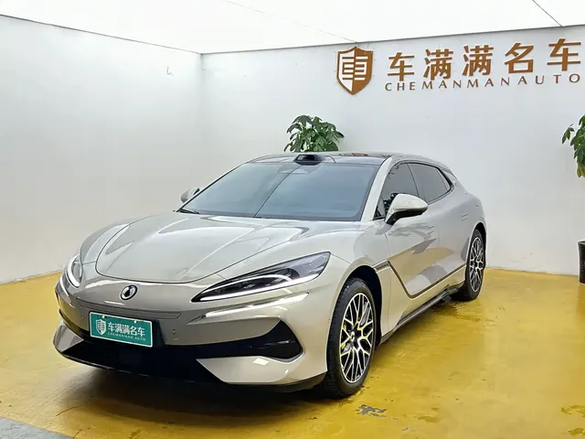 Denza Z9GT 2026 Model Yi San Fang Flash Charge Honor Edition