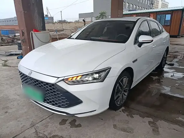 BYD Qin PLUS 2021 DM-i 55KM Flagship