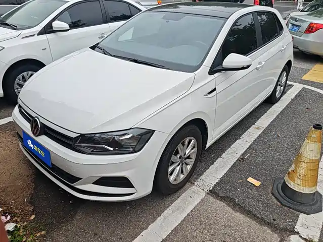 Volkswagen Polo 2019 Plus 1.5L Automatic Colorful Tech Edition
