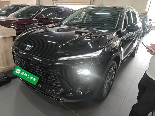 Buick Envision Plus 2025 Enclave Plus 28T 2WD Platinum Edition