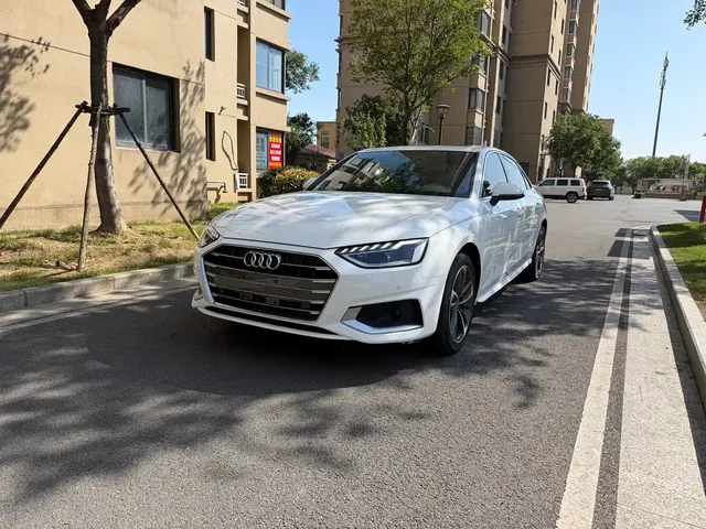 Audi A4L 2022 40 TFSI Fashion Dynamic