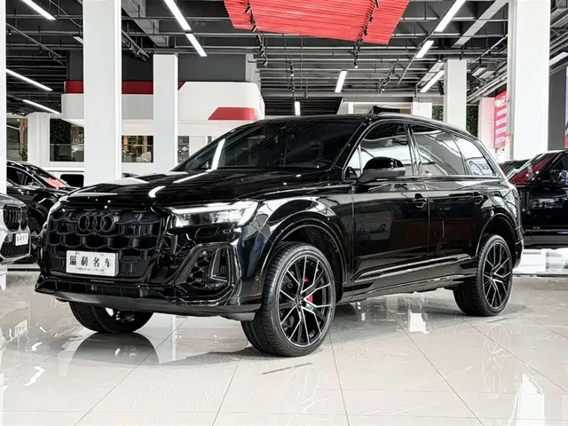 Audi Q7 2025 55 TFSI quattro S line Winter Sports Edition