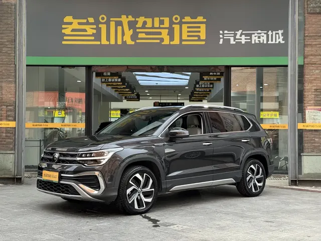 Volkswagen Tharu 2024 300TSI 2WD Full Moon Edition
