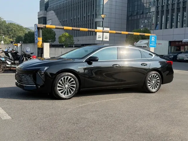 Buick LaCrosse 2024 28T Yuezun Edition