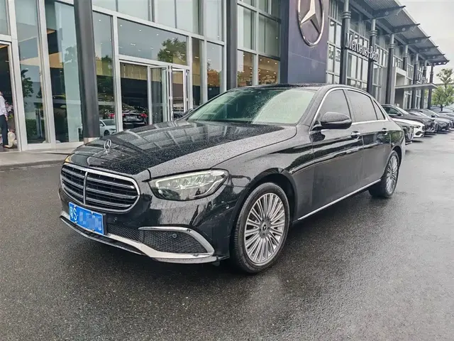 Mercedes-Benz E-Class 2023 E 260 L