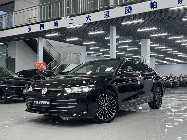 Volkswagen Passat 2025 Pro 380TSI Dragon Prestige Edition