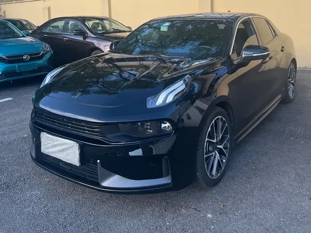 Lynk & Co 03 2021 2.0TD Auto Jin Plus