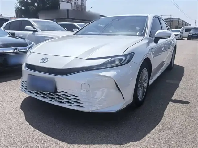 Toyota Camry 2024 Hybrid 2.0HE Elite Edition
