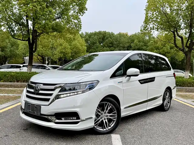Honda Elysion 2019 2.0L Hybrid Supreme Edition