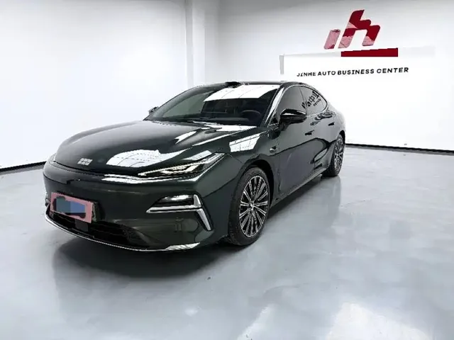 Geely Galaxy Xingyao 8 2025 130km EM-P Starship Edition