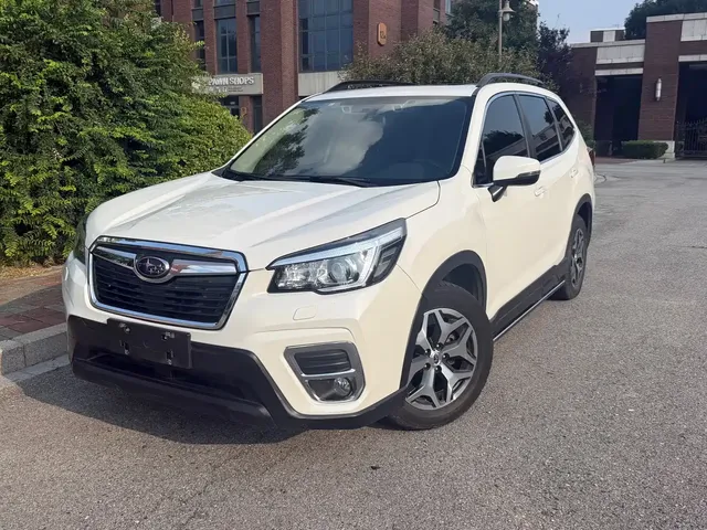 Subaru Forester 2021 2.0i Luxury Edition with EyeSight